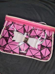 Super Spacious Makeup Bag