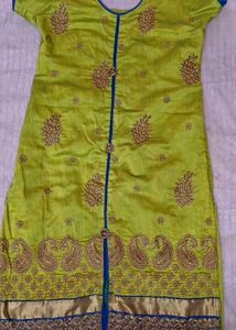 Elegant Embroidered Kurta