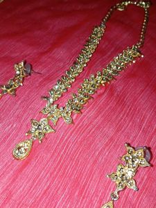 Necklace With Earrings.....