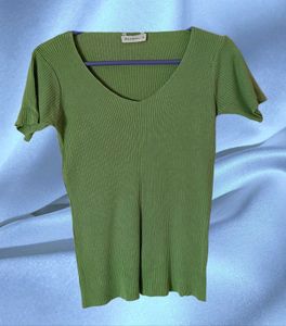 Pista Green Half Sleeve Stretchable Tshirt