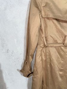 Best Combos Trench coat, top and Savana cap