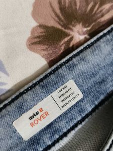 Spykar Men Blue Cotton Regular Fit Narrow Jeans