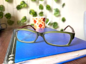 Anti-glare Spectacles Green Color Frame With Case