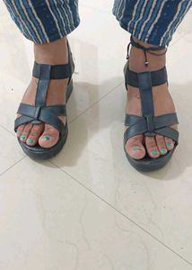 Box Heel Wedges