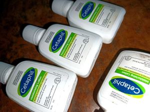 4 Cetaphil Moisturizing Lotion