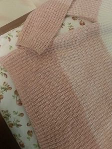 Cute Two-Tone Knit Sweater