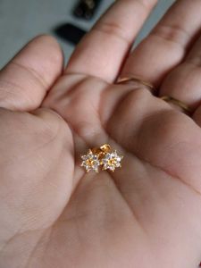 Star Stud Earrings Gold