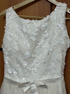 Elegant White Floral Party Dress light alternation