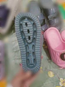 new trendy Cute Slides