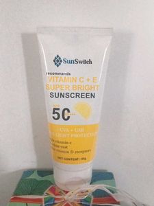 Sunswitch Vitamin C + E Super Bright Sunscreen