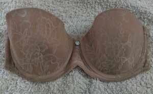 ✨NATORI Strapless Lace Bra ✨