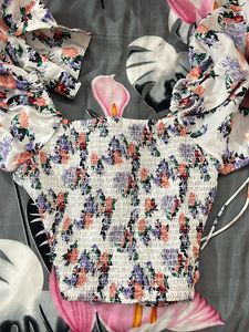 Floral Drawstring Puff Sleeve Top
