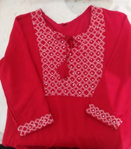 Red Kurti