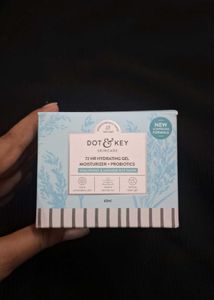 Dot & Key 72 Hr Hydrating Gel