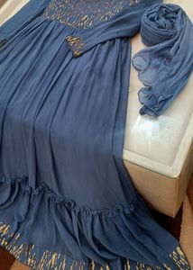 Beautiful Sequence Gown 💙