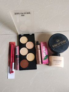 MAKEUP COMBO