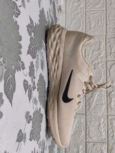 Nike® Revolution 6 Mens Road Running Shoes