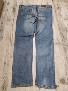 Ma1381 Tommy Hilfiger jeans waist 34