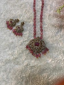 Elegant Pink Beaded Jewelry Set