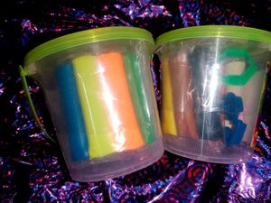 Modelling Clay( 8 colors &amp; 3 moulds)- pack of 2