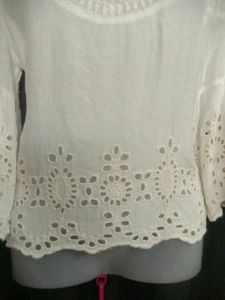 Zara Lace Eyelet Ruffle Top 💖