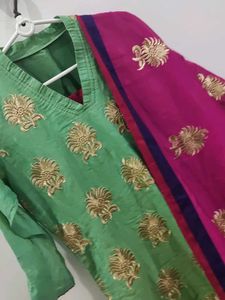 Embroidered Green &amp; Pink Salwar Kameez