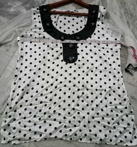 Like New Satin Kurta With Net Sleeves