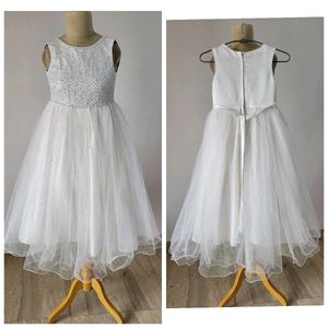 White Dress Bust  26 Waist 24 Length 38