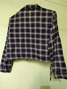 Black checked crop t shirt&amp; purple &amp; pink tee