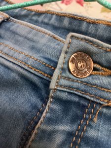 JEANS SHORTS/ JORTS RIPPED DENIM Y2K VINTAGE
