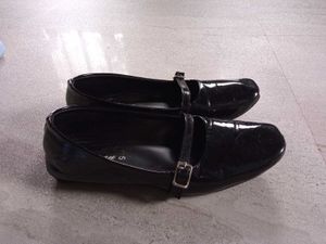 Women Flats And Bellies