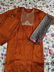Varanga Stright Suit