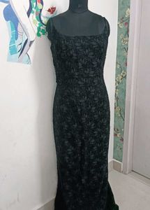 GLAM PARTY Black Lace Gown
