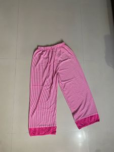 Cute Pink Girls&#39; night shoot