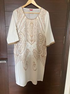 W Off White Foil Print Kurta (16)