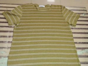 women T shirt