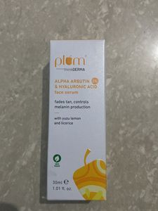 Plum Alpha Arbutin & Hyaluronic Acid Face Serum