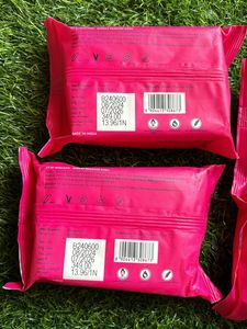 MYGLAMM Lit Makeup Remover Wipes