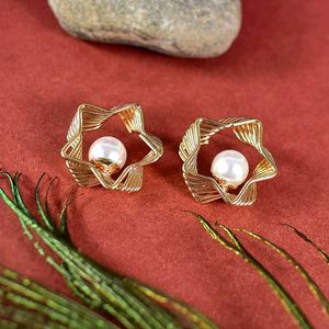 Elegant Gold-Plated Geometric Drop Earrings Pearl
