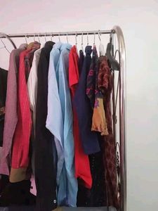 Pack Or 6 Hangers