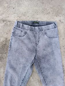 Gray jeggings