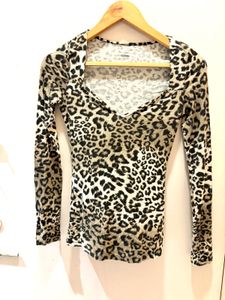 Leopard Print Long Sleeve Top