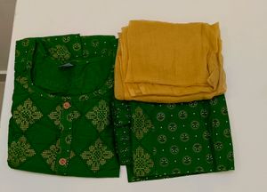 Cotton Kurta Set With Chiffon Dupatta Size:L