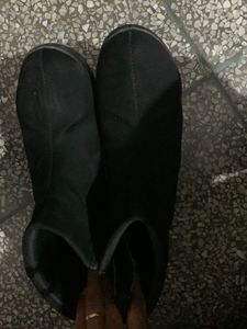 Get Solid Shape Shoes For Women