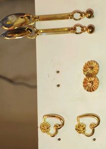 Gold Tone Earring Set