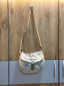 Stylish Sling Bag 🌸