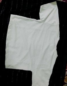 Cute aesthetic tees 🌷