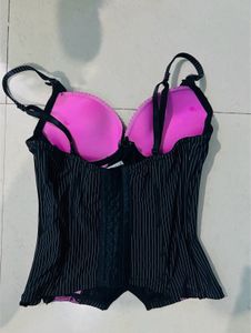 Stripped Victoria Secret Padded Cord set 💐