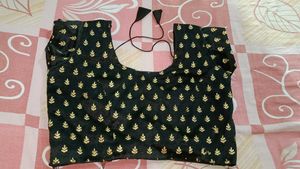 Black Goldenwork Blause