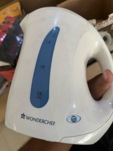Wonderchef Kettle Unused 1.7 Litre White